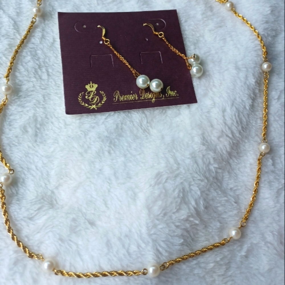 Trifari Gold Pearl Necklace With Premier Designs Gold Pearls Earrings